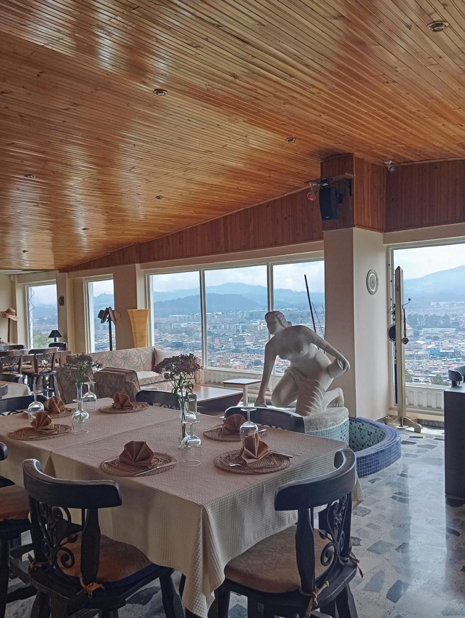 Di Carbone Hotel Gastrobar Facatativa Екстериор снимка