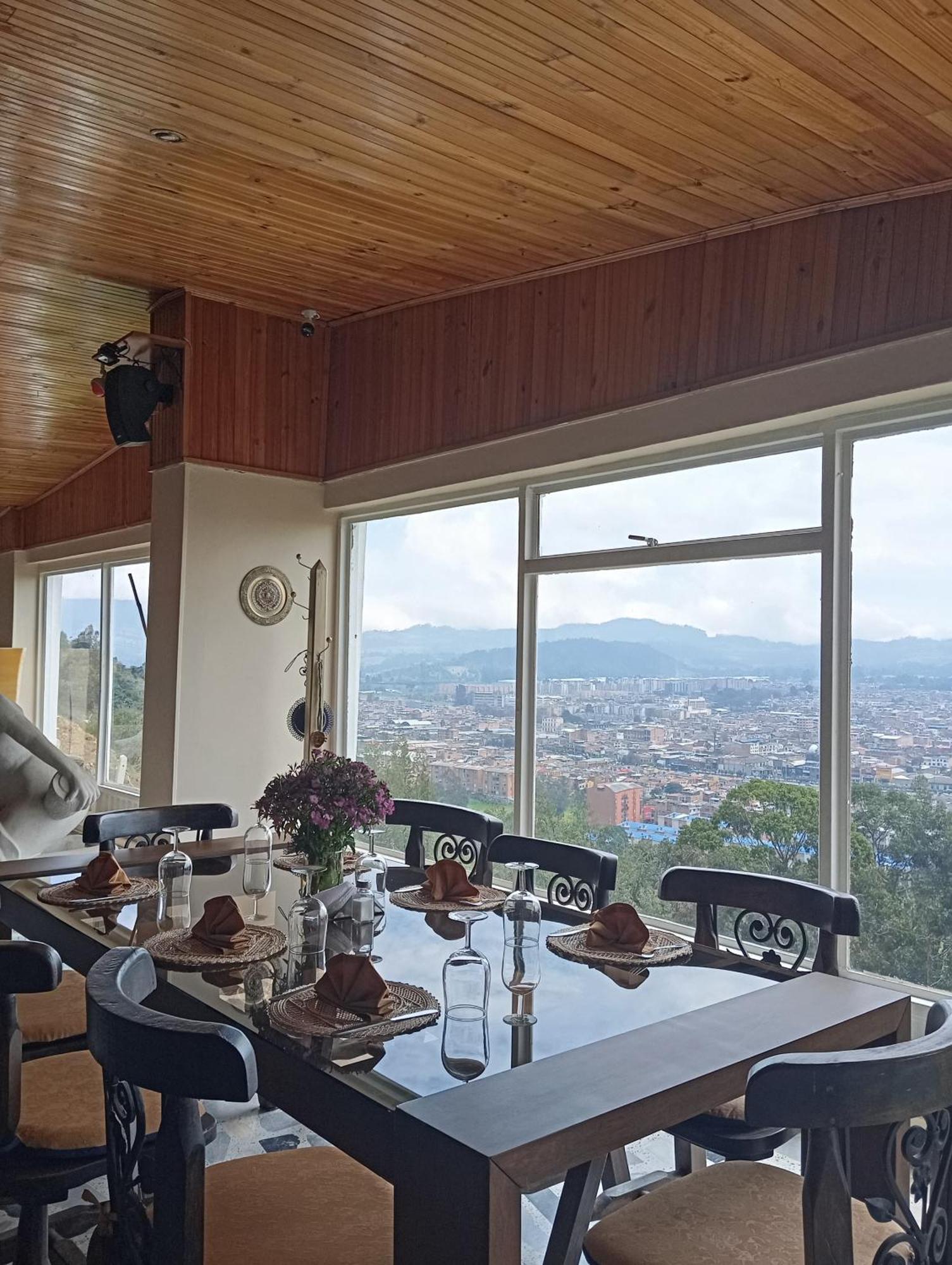 Di Carbone Hotel Gastrobar Facatativa Екстериор снимка